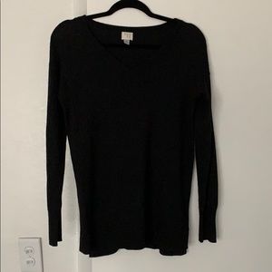 Black v neck sweater